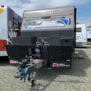 2022 Red Centre Oasis 19'6 Luxury Off Road 2 Berth - Doorside Kitchen